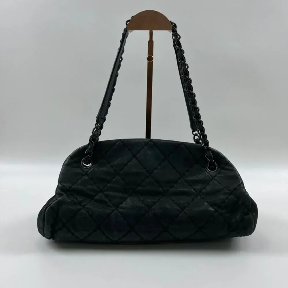 Chanel Women Pre-Loved Bag Very Good Condition